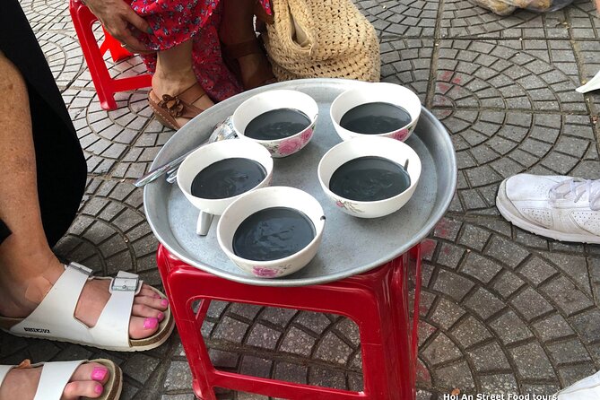 Night Life Street Food Tours Hoi An - Traveler Experience: Capturing the Essence