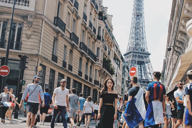 Paris Photoshoot Tour With Private Car - Photographer-guide
