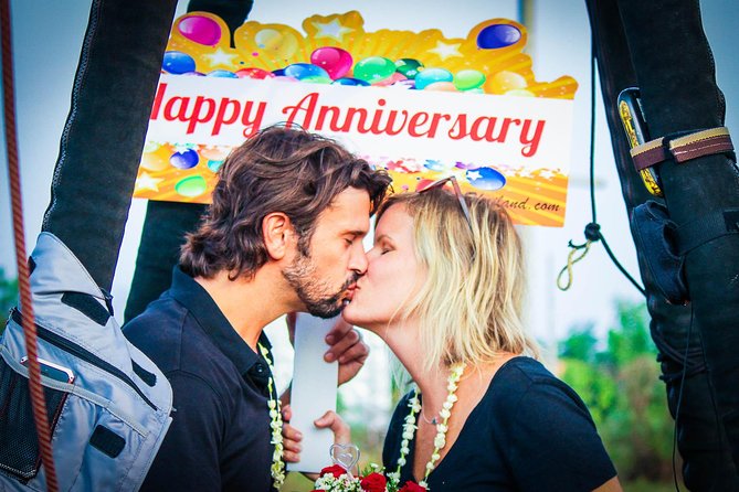 Private Hot Air Balloon Flight With a Luxury 4 Hour Couple'S Spa Package - Common Questions