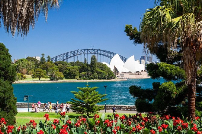 Sydney Half Day Highlights - Luxury Private Tour Morning or Afternoon Avail - Delicious Refreshments and Dining Experiences
