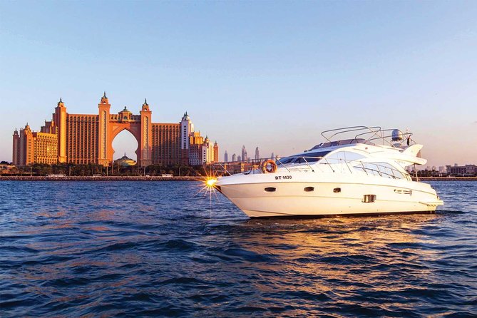Yacht Trip Dubai : Book 56 Ft Premium Yacht up to 21 People - Overview of the Yacht Charter Cruise