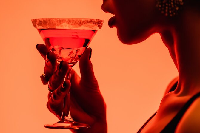 A Cocktail History of Madrid Nightlife - Good To Know