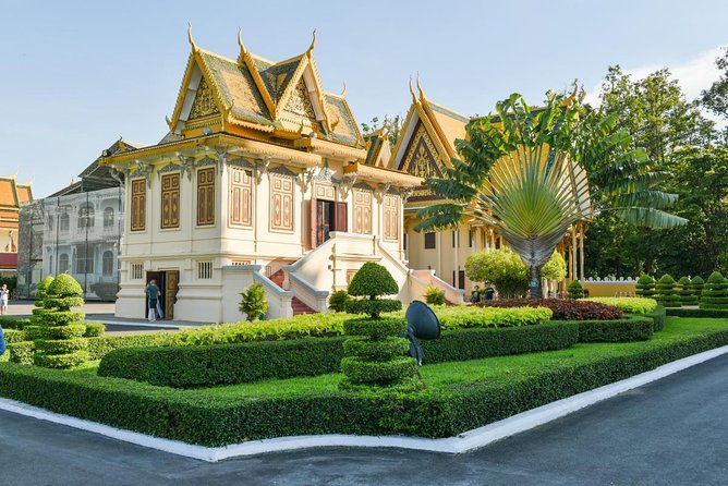 A Half Day Tour in Phnom Penh City