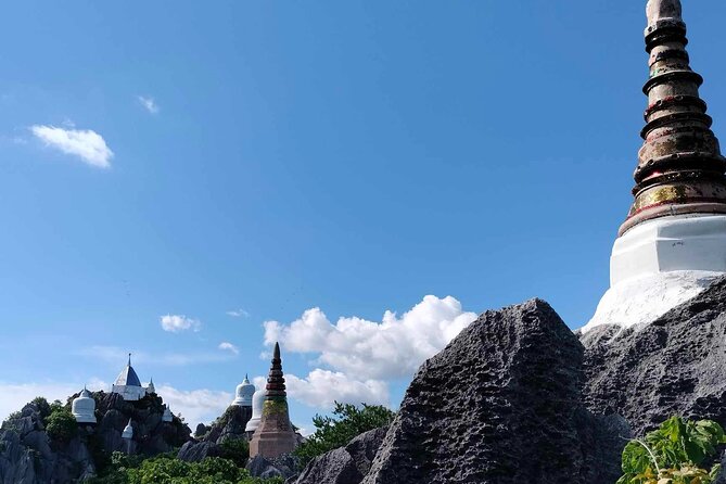 A Mountain Top Temples Wat Chalermphrakiat Lampang - History and Significance