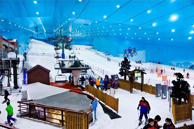 A Pre-Booked Ski Dubai “Snow Classic” Skiing Package