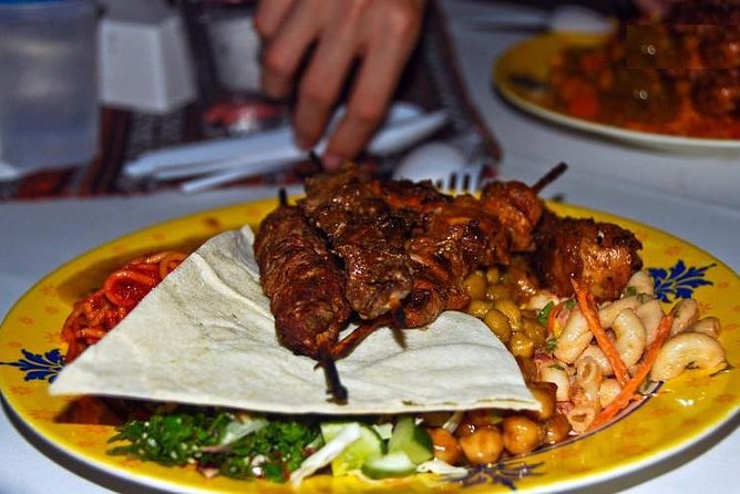 Abu Dhabi Desert Safari 4×4, BBQ Dinner, Camel Ride