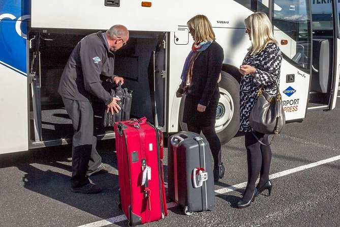 Airport Express Shared Departure Transfer From Reykjavik Hotels to Keflavik Airport