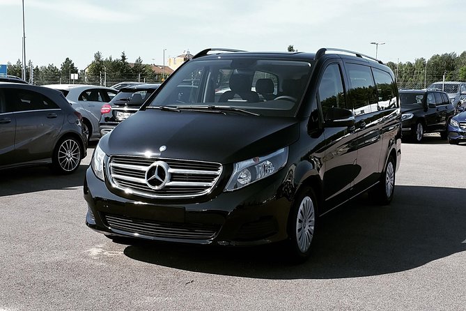 Airport Limousine Transfer: Bromma Airport to Stockholm City 1-7 Passengers - Pricing and Booking Details