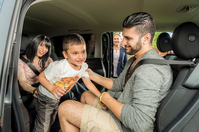 Airport Limousine Transfer: Stockholm City to Bromma Airport 1-7 Passengers - Transportation Information