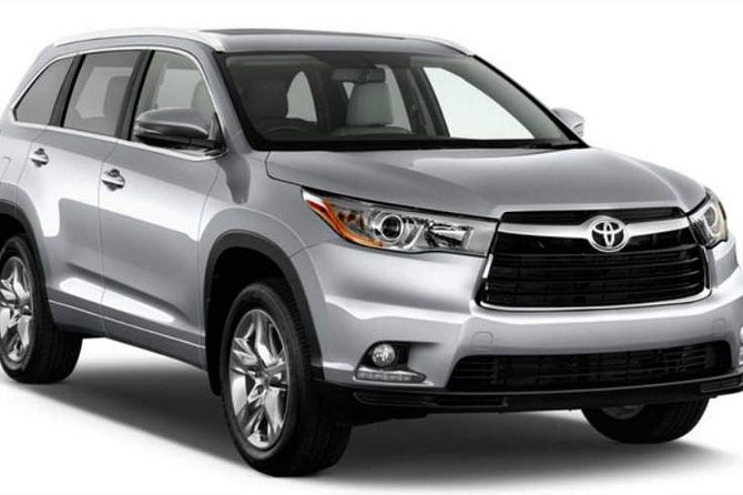 Airport Transfer (From Hotel in Hoi An to Da Nang Airport) 7 Seat Car - Service Overview