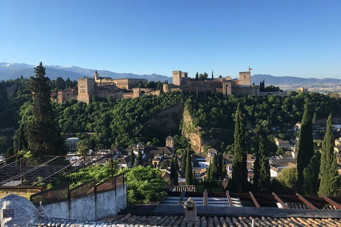 Albaicín and Sacromonte’s Iconic Sights: A Self-Guided Audio Tour