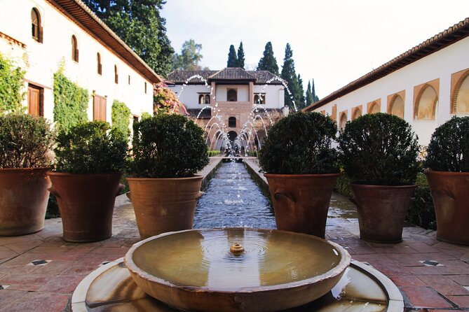 Alhambra Guided Tour(English Guide, Full Entrance & Audio Guide) - Duration and Admission Ticket