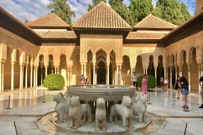 Alhambra Private Tour From Almeria: With Transport and Skip-The-Line-Tickets