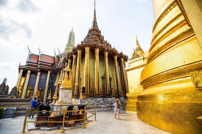 All in One Bangkok Landmark : Selfie City Tour With Grand Palace & Lunch - Good To Know