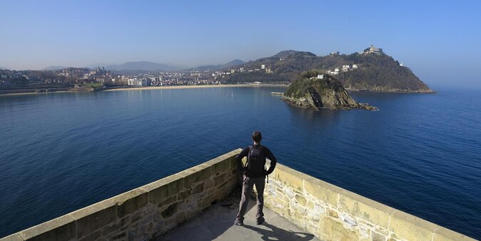 All Inclusive Private Family Photoshoot in San Sebastian