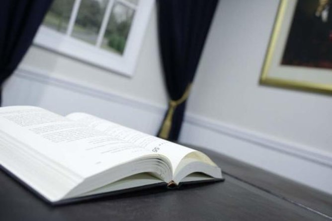 Americas Escape Game: Crisis at 1600 - Good To Know