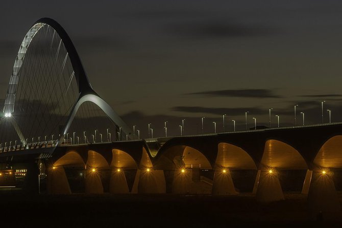 Amsterdam Airport Schiphol to Nijmegen - Booking Confirmation and Infant Seats