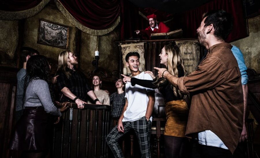 Amsterdam: Amsterdam Dungeon and Canal Cruise Entry Ticket - Good To Know