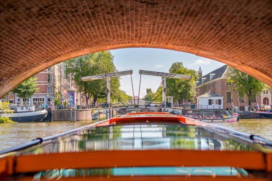 Amsterdam: Body Worlds Exhibition and Canal Cruise - Good To Know