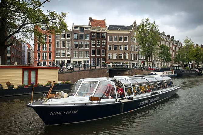 Amsterdam Canals Boat Tour With Audio Guide