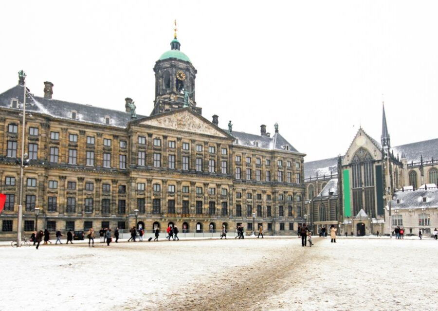 Amsterdam Highlights With Local: Walking Tour & Canal Cruise - Good To Know