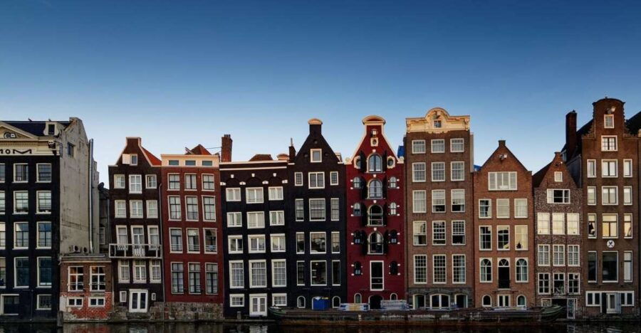 Amsterdam: Historic City Center Guided Walking Tour - Good To Know