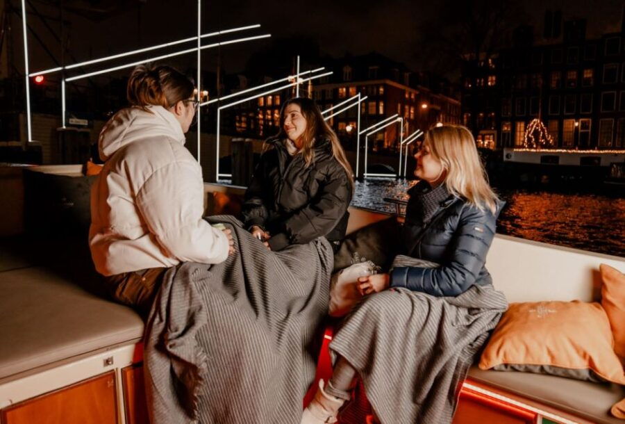 Amsterdam: Luxury Light Festival Cruise With Optional Drinks - Good To Know