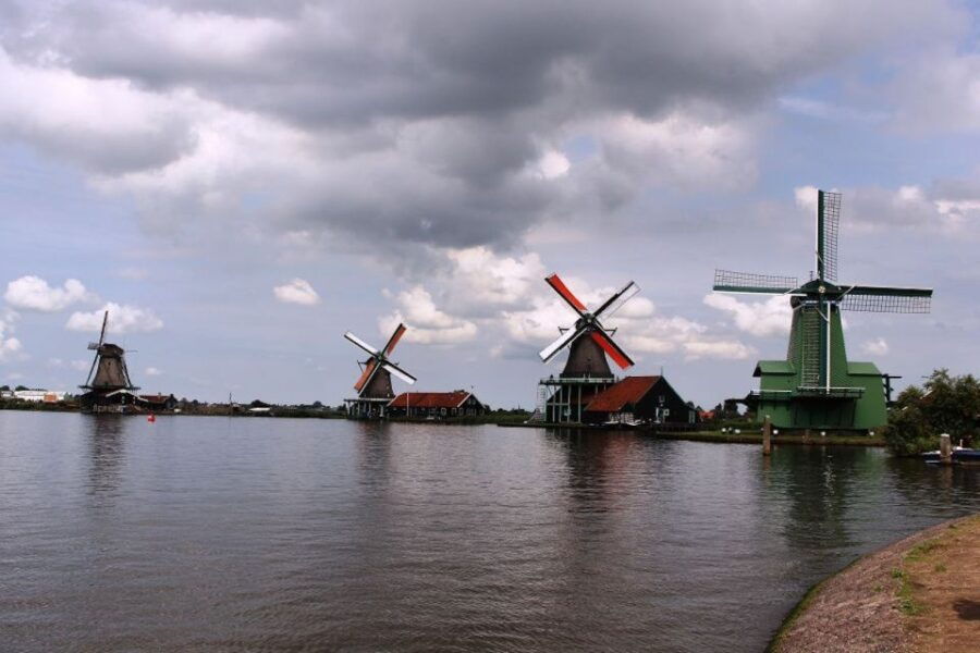 Amsterdam: Volendam, Windmill, and Cheese Farm Private Tour - Good To Know
