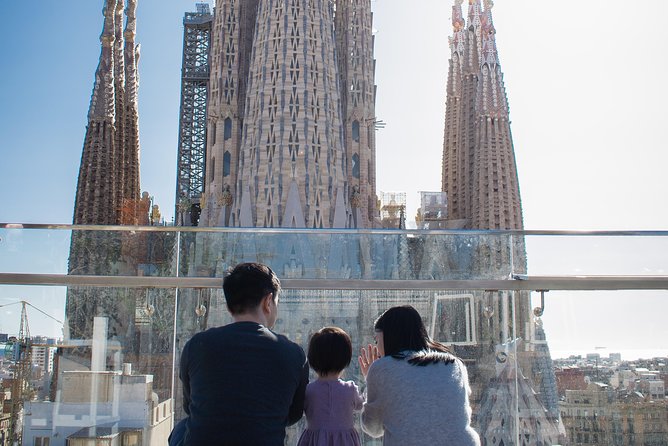 ANGLE - Experience Barcelona With Local Photographer - Good To Know