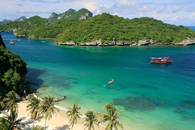 Angthong Marine Park By Big Boat