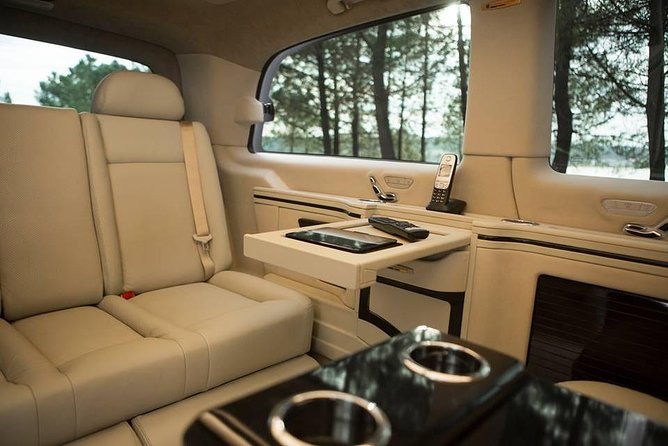 Antalya Airport (AYT) to Kemer Transfer - VIP Minivan - Airport Transfer Options