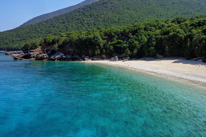 Antisamos Bay: Yellow Submarine Adventures