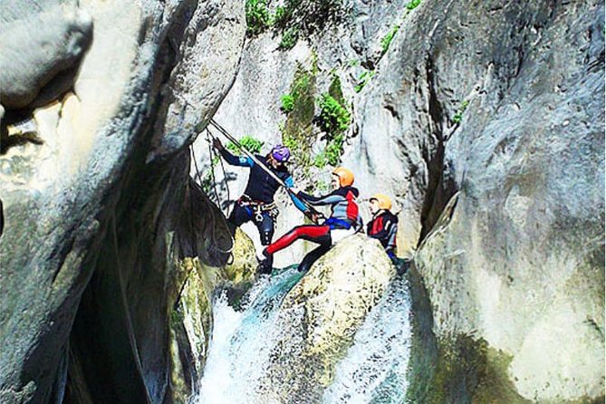 Aquatic Canyoning Near Benidorm. Estret De Les Penyes Bollulla. - Good To Know