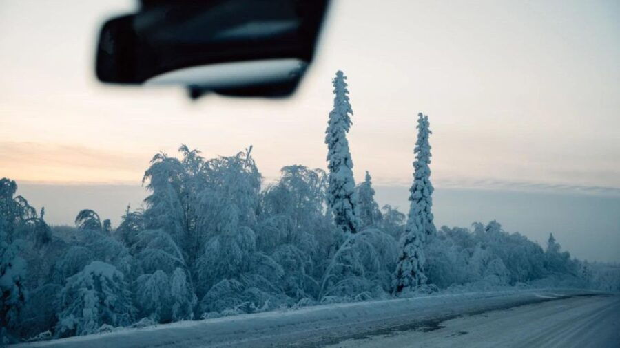 Arctic Circle Aurora Driving Adventure With 14 People - Good To Know