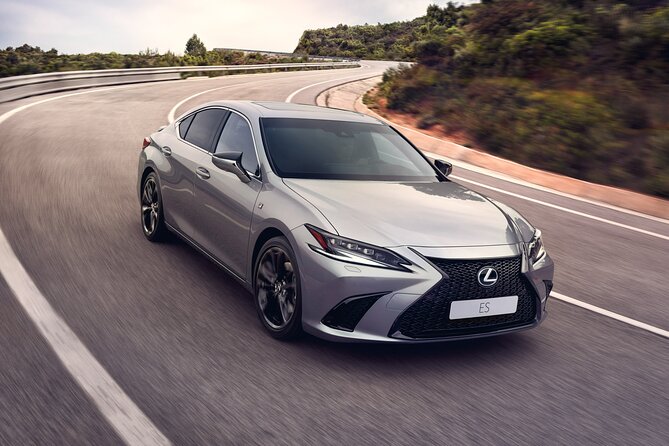 Arrival Private Transfer From Dubai Airport DXB to Dubai City by Business Lexus - Good To Know