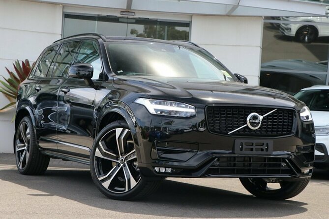 Arrival Private Transfer Gothenburg Airport GOT to Gothenburg by Volvo CX90