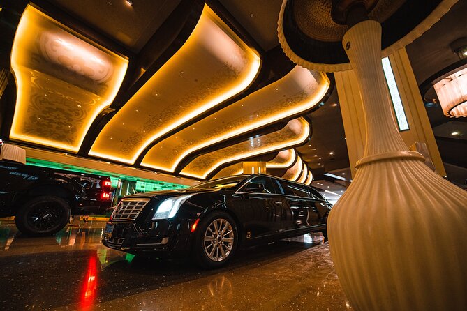 Arrival Transfer: Private Luxury 8 Passenger Limousine Service in Las Vegas