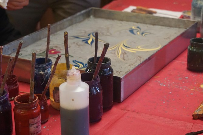 Art of Turkish Ebru Marbling Workshop in Istanbul