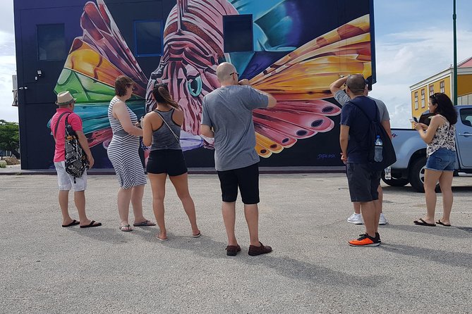 Aruba Art and Murals Walking Tour  – Palm – Eagle Beach