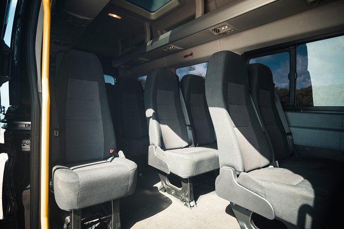 Aruba Private Van Airport Transfer (6) - Overview and Services