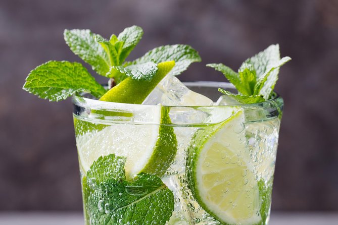 Athens by Night: 4-Hour Private Guided Tour - Inclusions and Amenities