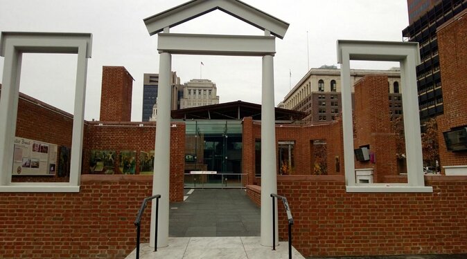 Badass Womens History Walking Tour of Philadelphia