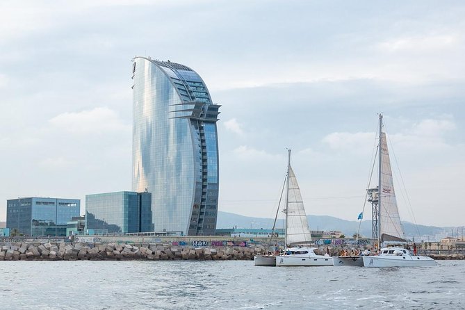 Barcelona Catamaran Private Experience From 13 to 16 Passengers - Good To Know