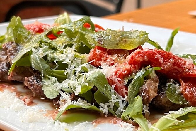 Barcelona Evening Tour, Flamenco Show & Tapas - Good To Know