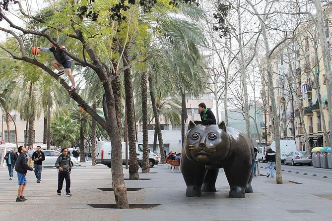 Barcelona Must Do : Raval Discovery & Skip the Line MACBA Museum (Private Tour) - Good To Know