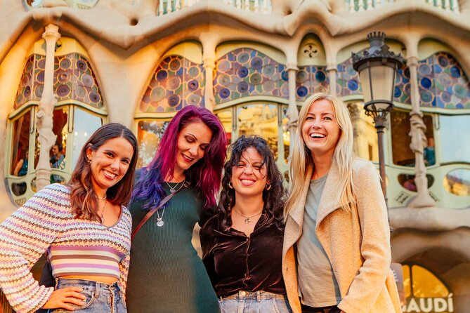 Barcelona: Private Photoshoot Outside Casa Batlló & Casa Milà - Good To Know