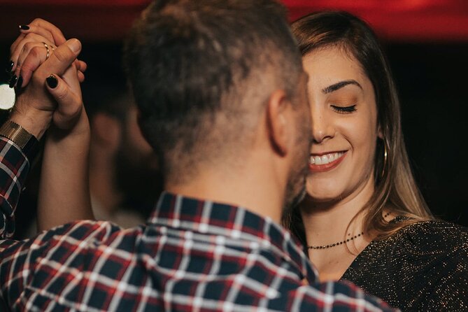 Barcelona Salsa Lovers Dance Experience - Private Salsa Party With Fellow Enthusiasts