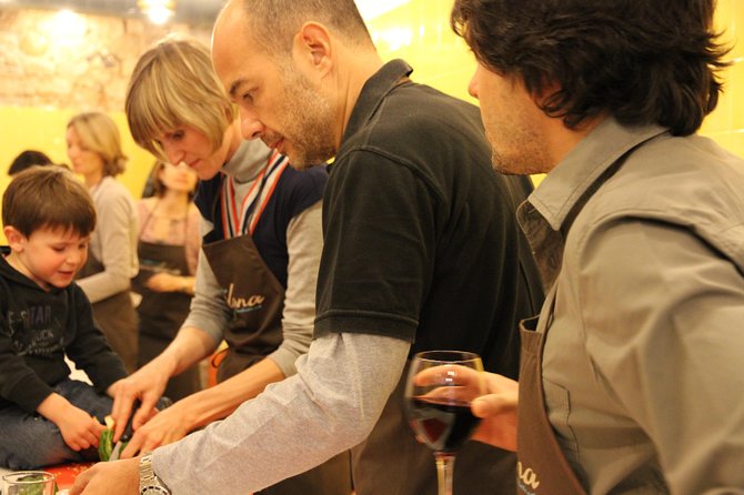 Barcelona Small-Group Spanish Cooking Class With Wine