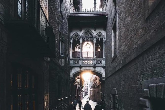 Barcelona Small Group Walking Tour & Flamenco Show Tapas Dinner - Meeting and Pickup Details