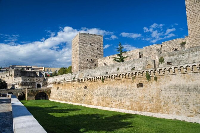 Bari Walk Through History - Good To Know